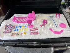 Vintage Mattel Barbie Accessory Lot