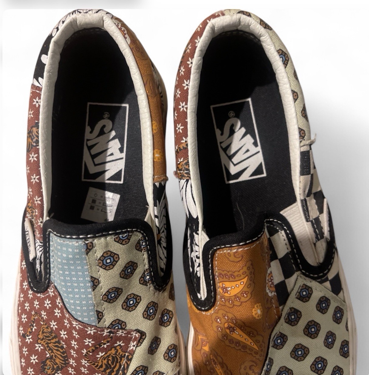 VANS Classic Slip-On Patchwork Tiger Multicolor W… - image 3