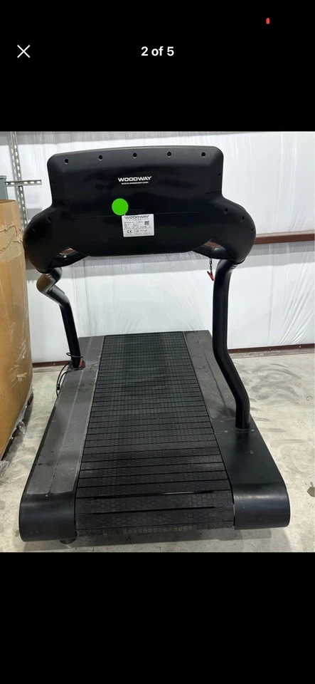 Cinta de correr comercial Woodway XL PRO 27 con pantalla de entrenador personal Foto 3 de 4