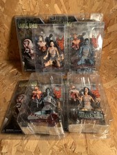 Mezco Toys - Attack of the Living Dead ALL FO...