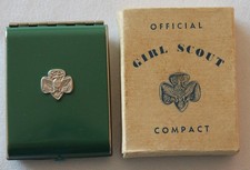 Vintage Official Girl Scout Compact with Sponge, Mirror and Box