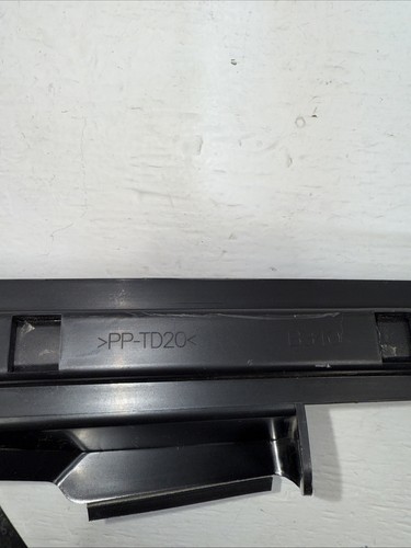 14-24 RAM PROMASTER FRONT DOOR GLASS LOWER RIGHT CHANNEL OEM MOPAR 1398692080 - Picture 6 of 7