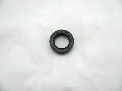 Yamaha OEM 18x28x8 Oil Seal 93106-18013-00 | eBay