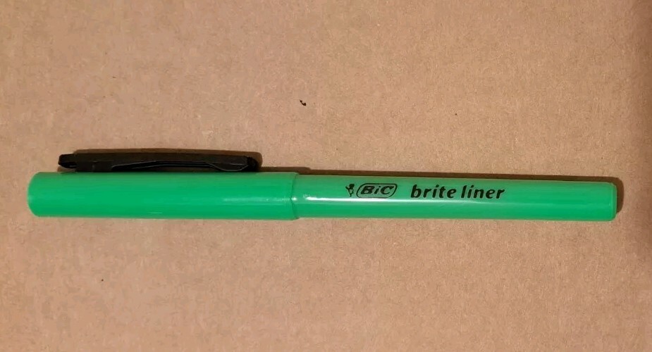 Bic Brite Liner Highlighter Chisel Tip Fluorescent Green Ink BL11 65556 12 Count