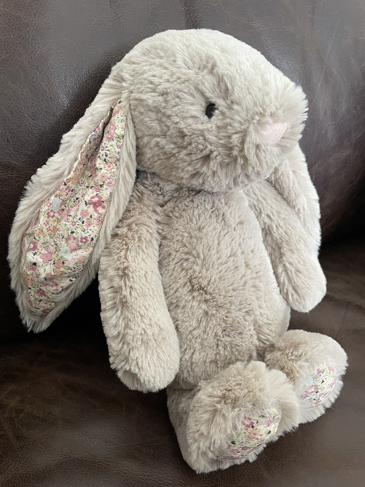 jellycat small beige blossom bunny