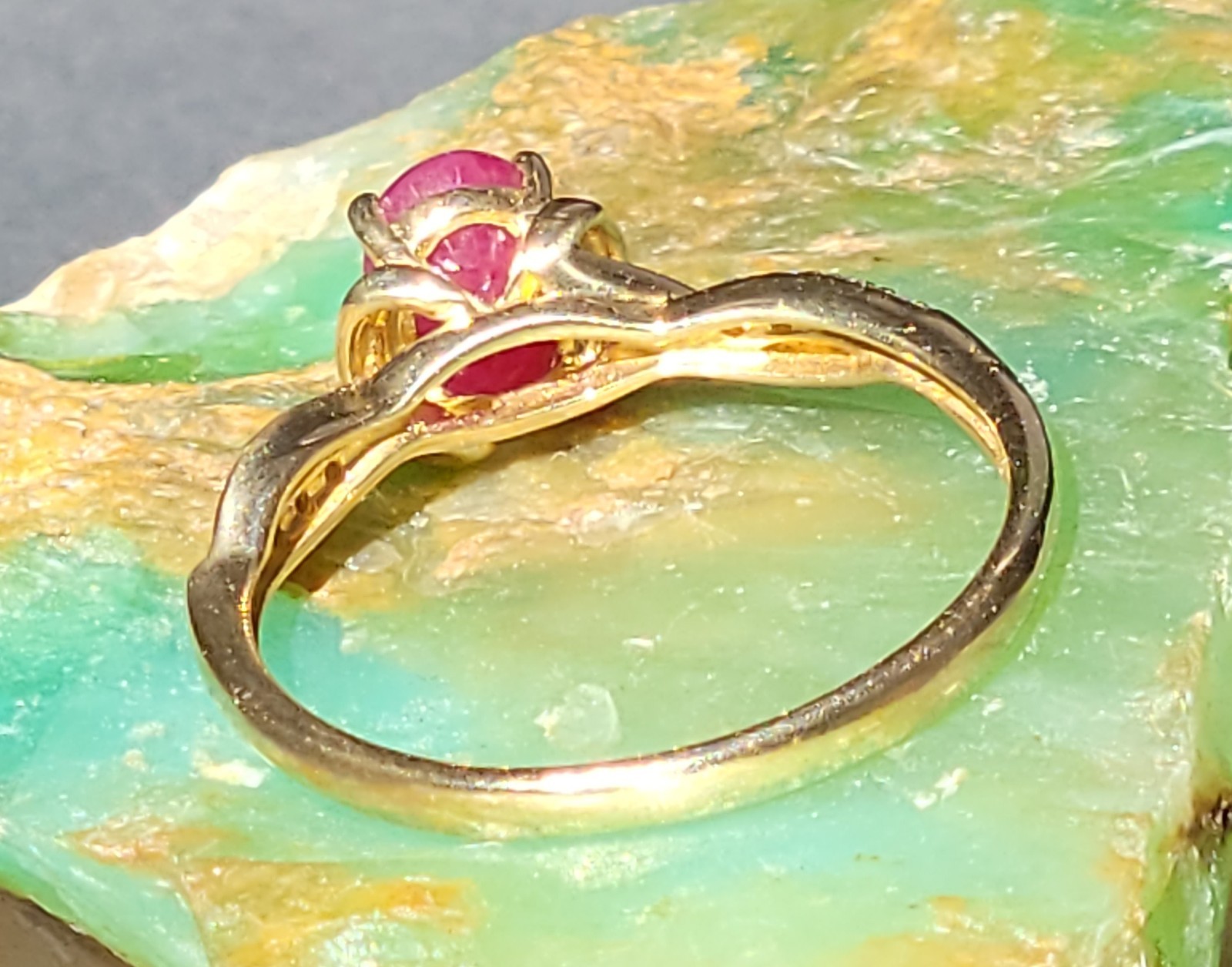 🍒 Vtg 10k Solid Gold Ring (Yellow) Oval Ruby Dia… - image 7