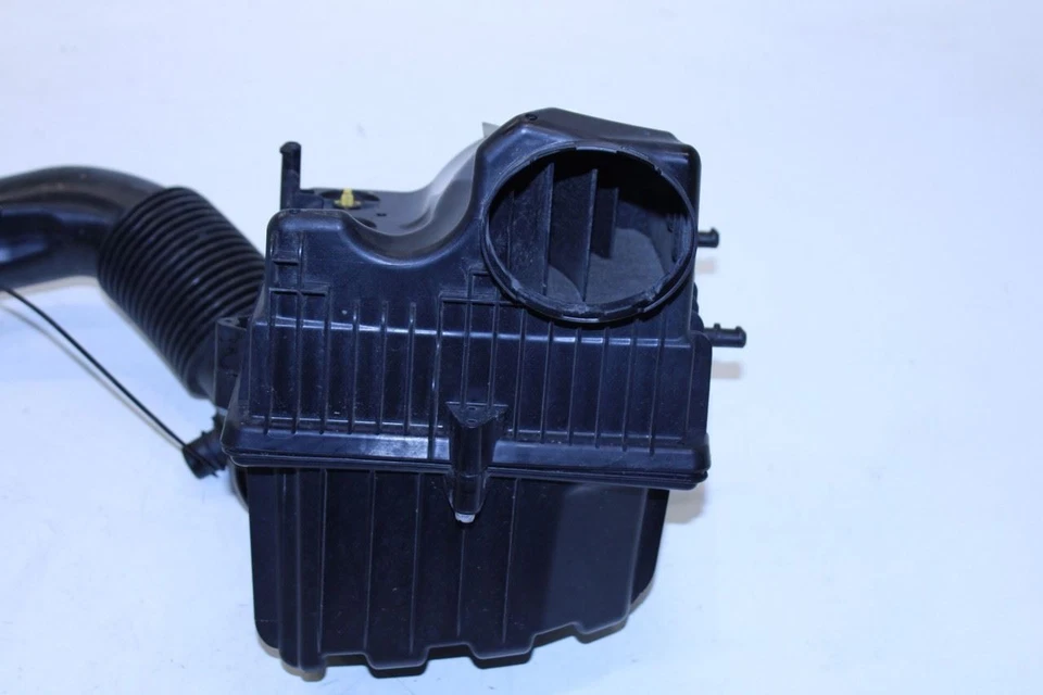 Jeep Renegade Sport 2015-21 2,4 L tracción delantera limpiador de admisión de aire con tubo de conducto 68403697AA Foto 3 de 4