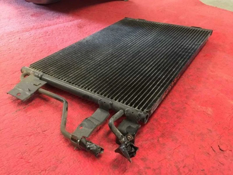 Condensador de aire acondicionado usado Dodge Ram 3500 94-97 5,9 L diésel 4x2 Foto 3 de 4