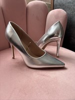 Woman’s Heels From Your Look Size 38