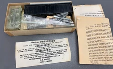 HO Athearn/West Rail Kit 40’ Steel Sheathed PFE Reefer W/KD’s, Trucks  HO6990