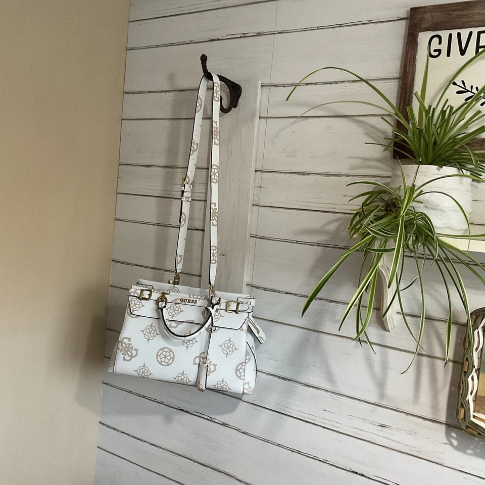 Cartera grande Guess con logotipo de Sestri EXCELENTE - Agotada en todas partes Foto 4 de 4