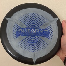 Innova Halo AviarX3 Putt & Approach Disc Premium Plastic Gray/Black 171g 3/2/0/3