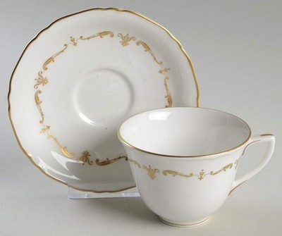Royal Worcester Gold Chantilly Cup & Saucer 6967430