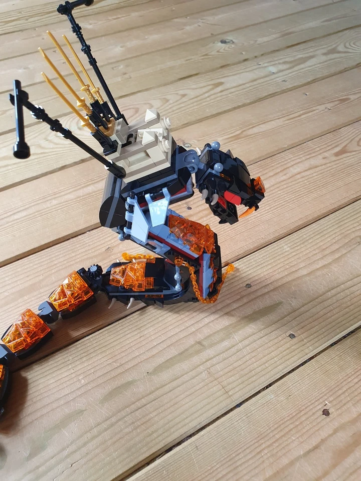LEGO Ninjago 70674 Fire Fang, photo 3 of 5