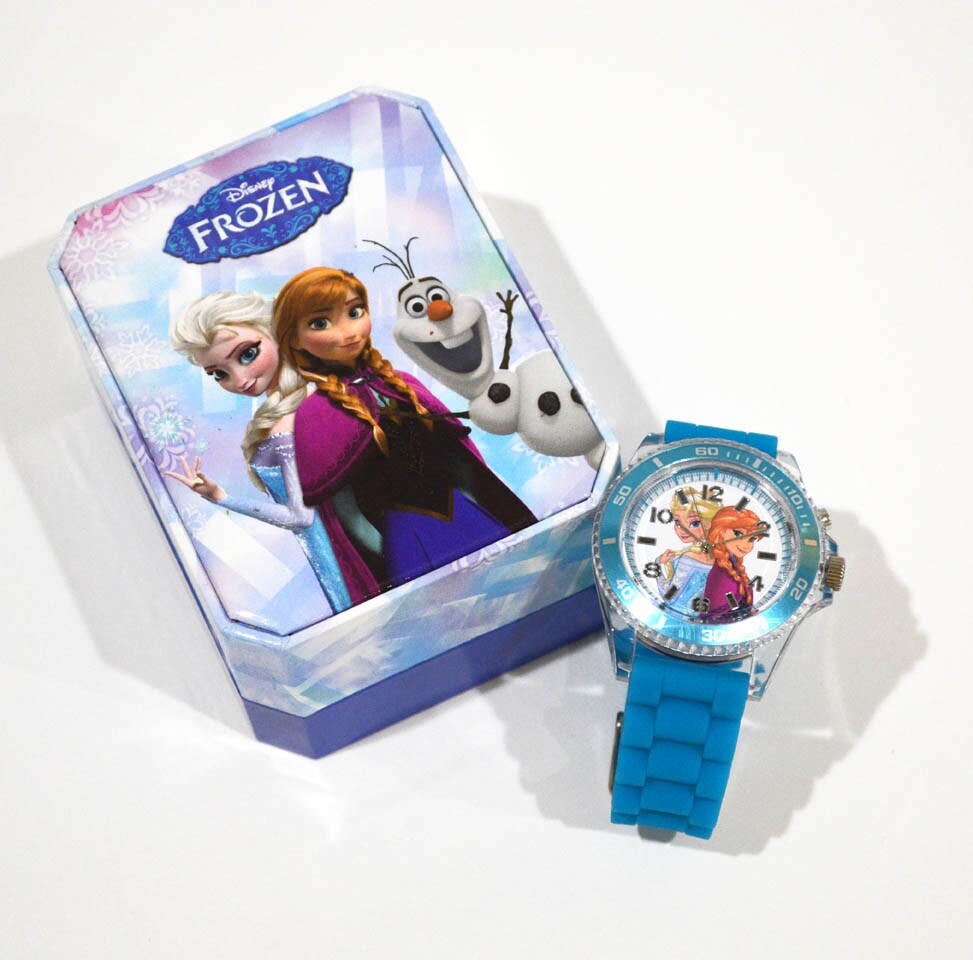 Disney Collectors WATCH Frozen Elsa and Anna Blue Spinner Silicone