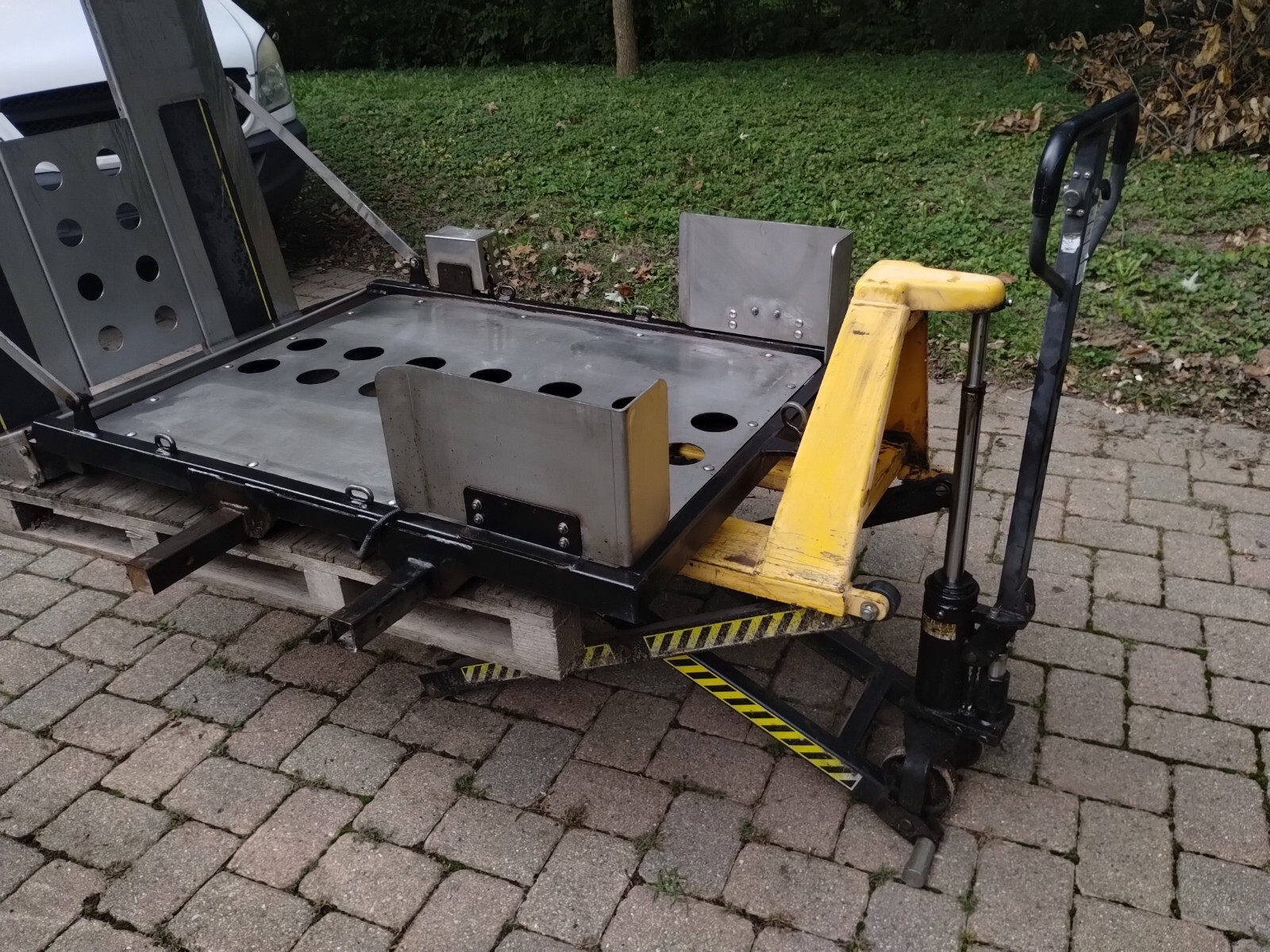 LT RICH HEAVY DUTY 700 lbs Plus STAINLESS STEEL EQUIPMENT HITCH CARGO CARRIER