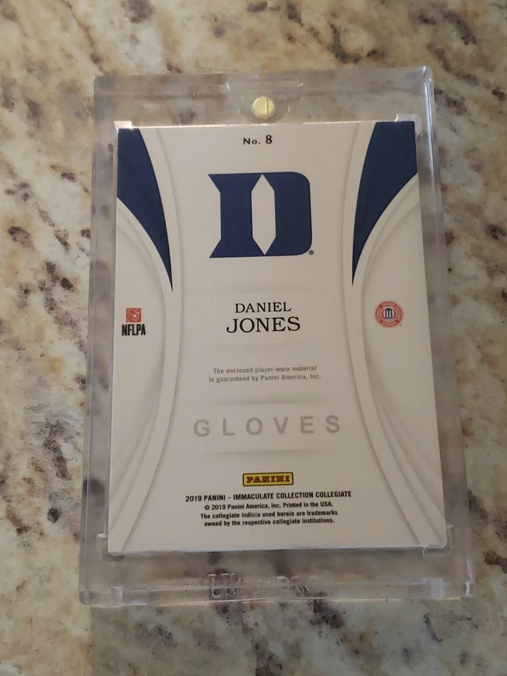 DANIEL JONES 2019 IMMACULATE COLLEGIATE GLOVE RELIC 20/88 GIANTS RC 🔥(b3) - Image 2 of 2