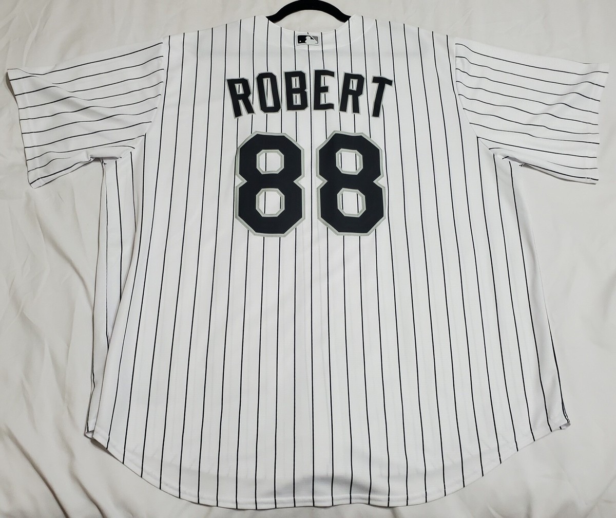 NIKE SIZE 2XL, LUIS ROBERT CHICAGO WHITE SOX Jersey SHARP!
