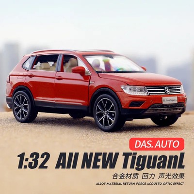1:32 Volkswagen Tiguan L Alloy Car Model Diecast Toy Car Vehicle Sound Light
