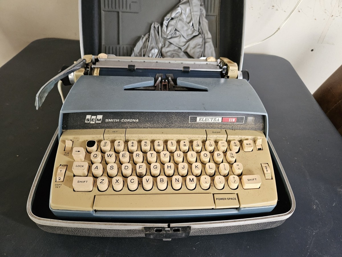 電動タイプライター SMITH・CORONA ELECTRA110 Vtg Smith Corona Electra 110 Blue Typewriter Electric w/ Case