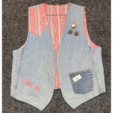 Chic Vintage Denim Vest Light Wash Floral Lined Western Cottagecore Made in USA