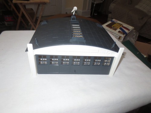 B B Plasticville "O" or "S" gauge train Airport Hanger building kit
