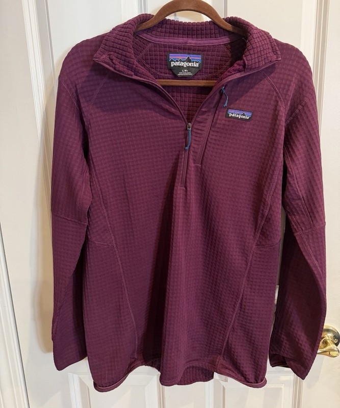 Patagonia Women’s Large Half Zip