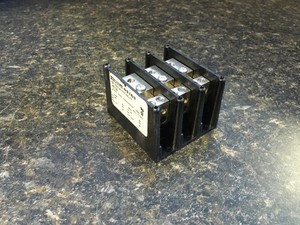 Ferraz Shawmut 63163 Power Distribution Block, 3-Pole, 600V (KB)