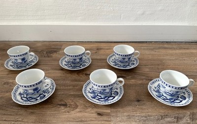 DDR Kahla Konvolut Espressotasse mit Untertasse Zwiebelmuster