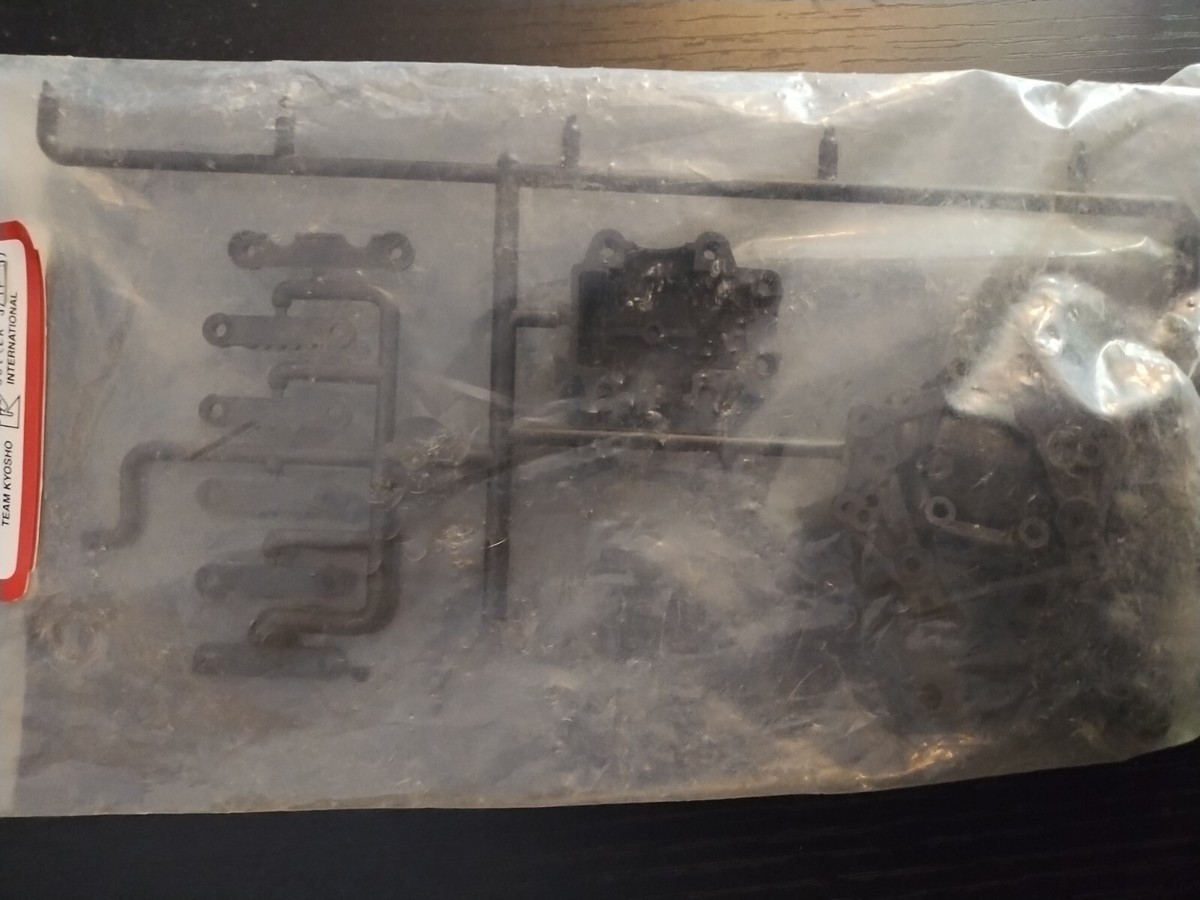 カーズ 5BOX Kyosho Carbon Composite Bulk Head Set ZX-5/TF-5 LA209H | eBay