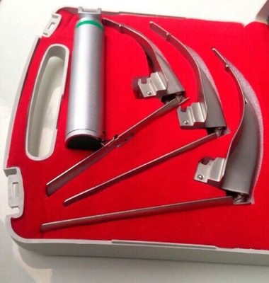 MCCOY FLEXI-TIP FIBEROPTIC LED Laryngoscope SET-BLADE # 2 &3 &4,MEDIUM with Box