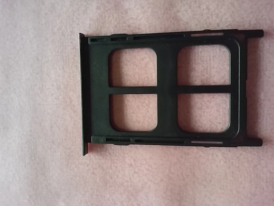 Compaq Presario R3000 PCMCIA Filler Dummy Plate   - Image 3 of 3