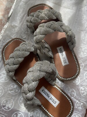 Steve Madden Women's Newbie Flat Sandal, Rhinestone, Used 1X