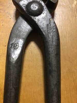 Pince Coupante Ancienne N°19 - Marque Peugeot Frères (Nogent) - Occasion En état De Fonctionnement