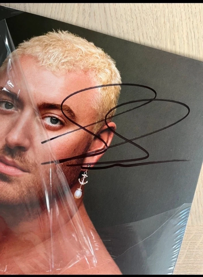 Sam Smith SIGNED Gold Gloria Vinyl - Image 2 of 4
