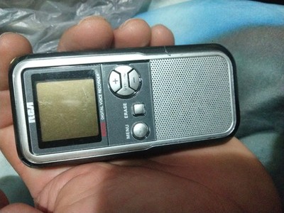 RCA Rp5022 64 Mb Voice Recorder w/ USB Up To 26 Hrs Recording