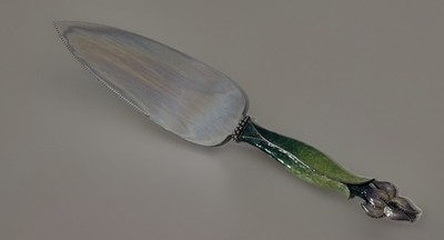 Sheffield England Stainless Steel Lily Ornate Enameled Handle Cake Knife 10.5 