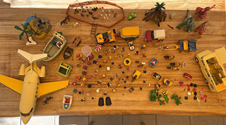 Playmobil Konvolut Figuren Tiere Fahrzeuge und Zubehör