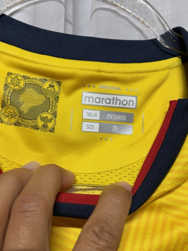 Ecuador National Team Soccer Jersey Marathon Men’s Medium Yellow Shirt - Image 3 of 4