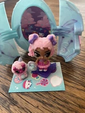 Hatchimals Pixies Cosmic Candy Cotton Candy Cate Pixie Hatchimal 