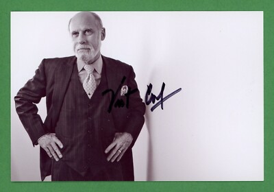 Vinton Cerf Inventor of the Internet signed 4x6 Photo E23410