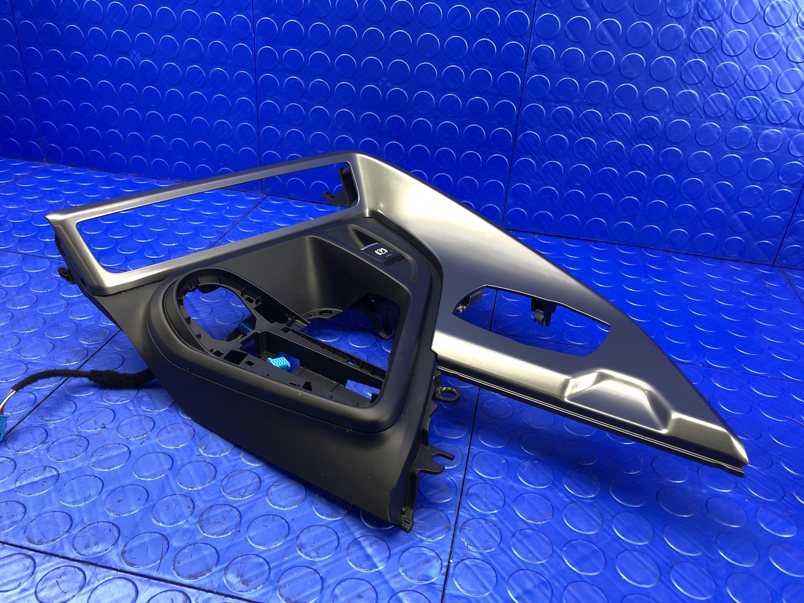 2014-2017 BMW I8 OEM FRONT CENTER CONSOLE PANEL COVER 51459284827