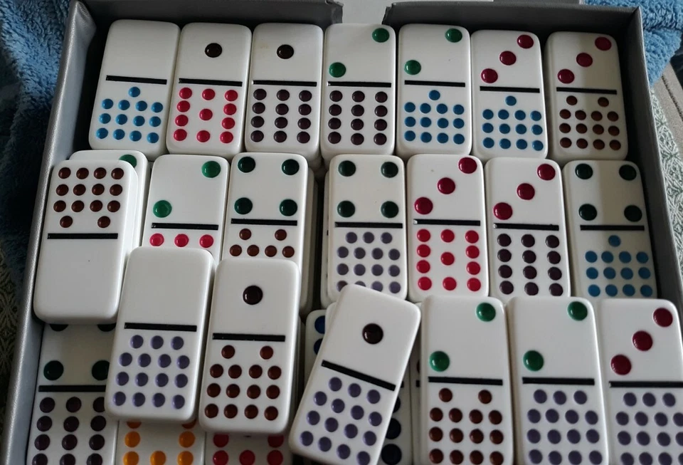 REPLACEMENT DOMINOES CARDINAL DOUBLE 15, SINGLE BONE SALE, READ DESCRIPTION - Image 3 of 4