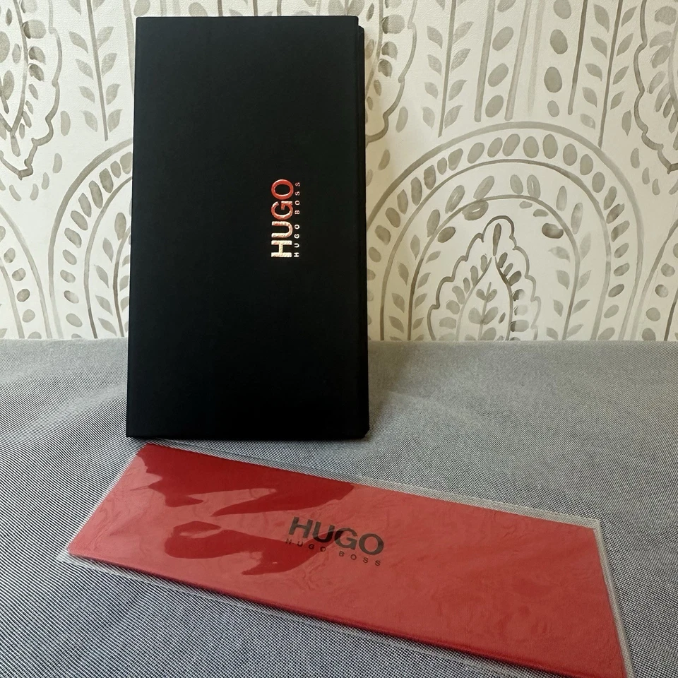 Estuche rígido para gafas/gafas de sol Hugo Boss NUEVO *solo el estuche * Foto 3 de 3