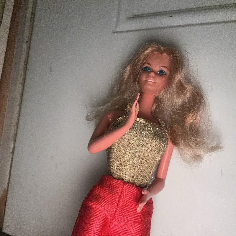 superstar barbie 1977 original vintage Barbie Doll fashion photo