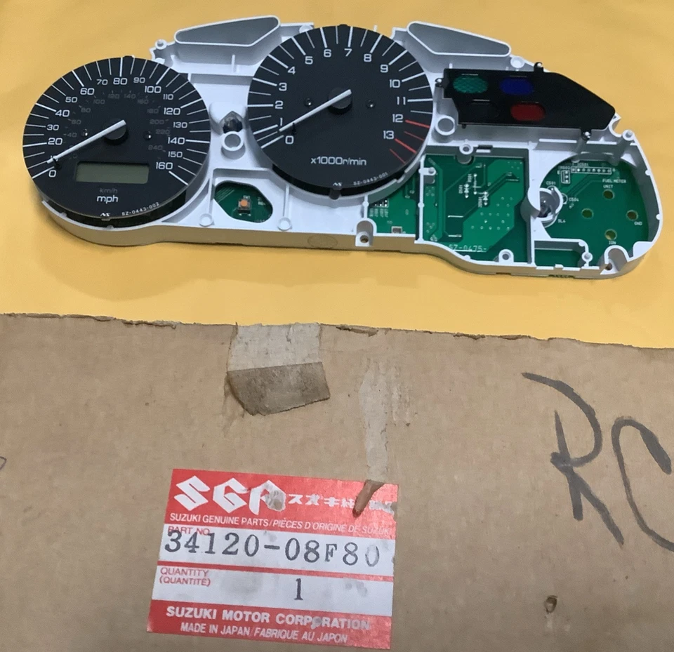 Velocímetro velocímetro de grupo de calibre Katana 34120-08F80 fabricante de equipos originales Suzuki GSX750F (1998 Foto 2 de 3