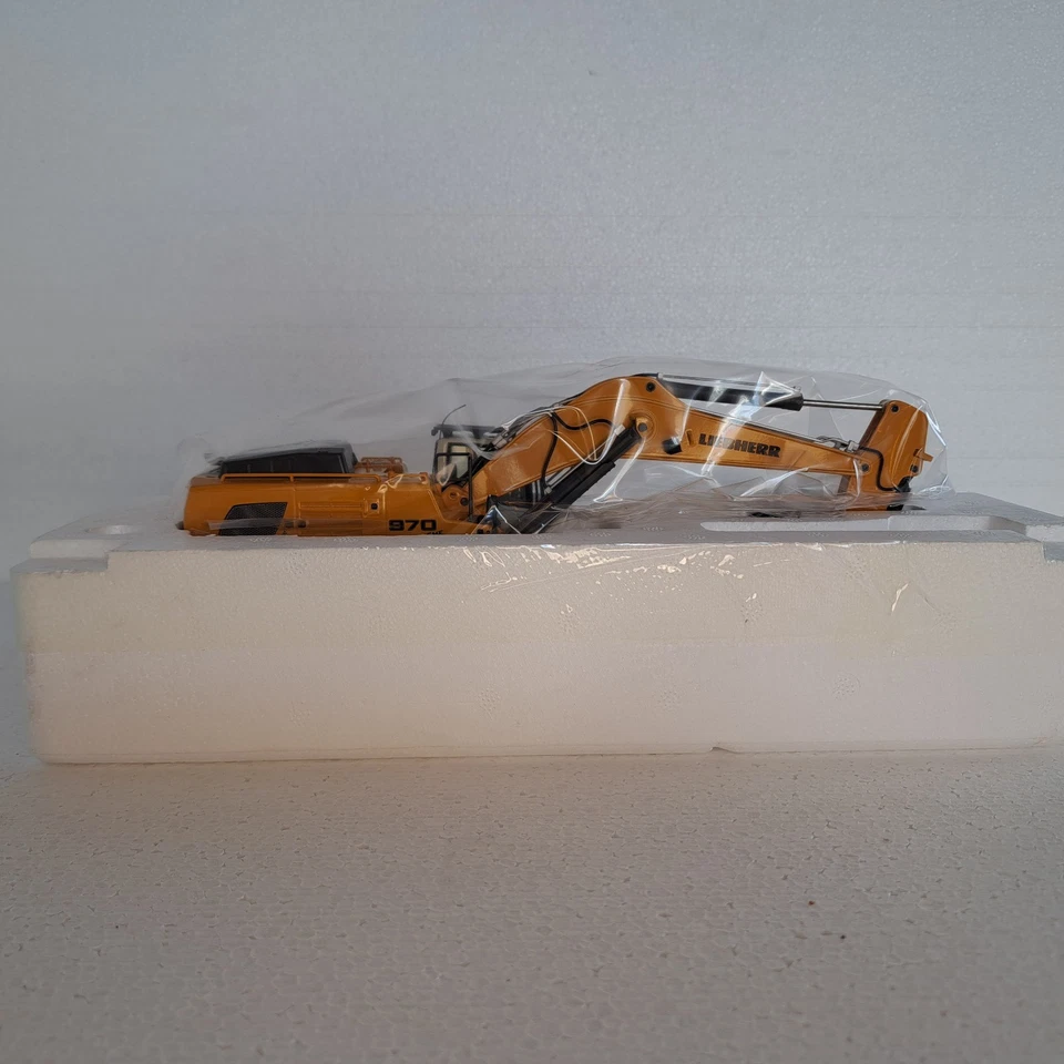 Liebherr Hydraulikbagger R970 SME Litronic, neu in OVP - Bild 4 von 4