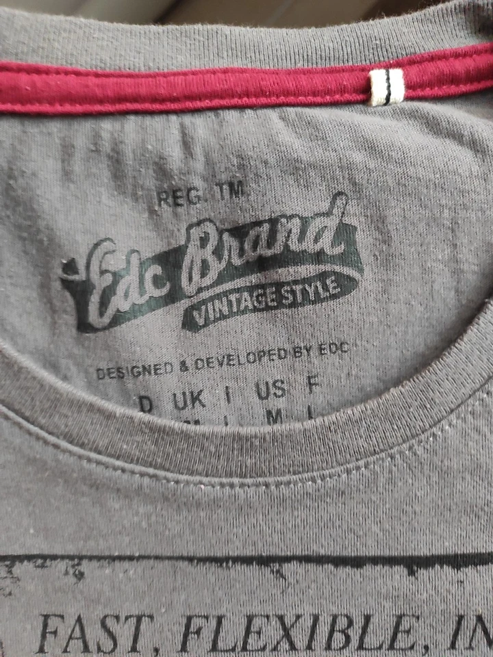 EDC T-Shirt Homme Gris Coton Manches Courtes Casual Graphique (EU 44) - Photo 3/3