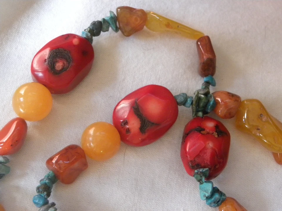 COLLAR TURQUESA, CORAL, JADE DORADO, CITRINO, CORNALINA, PLATA DE LEY 25" Foto 4 de 4