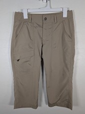 Columbia Pants Womens 6 Khaki Capri Omni-Shield Stretch Hiking Outdoors Cargo